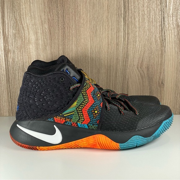 Nike Kyrie 2 Black History Month Basketball Sneakers 828375-099 Men’s Size 10.5 - Picture 1 of 11